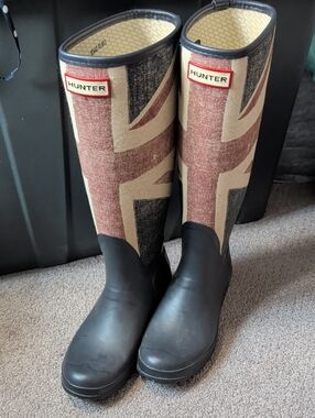 Hunter Limited-edition British flag (Union Jack) rain boots size 7